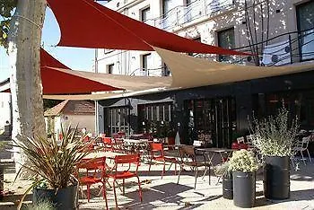 Hotel L’Échappée Belle LʼIsle-Jourdain Francia