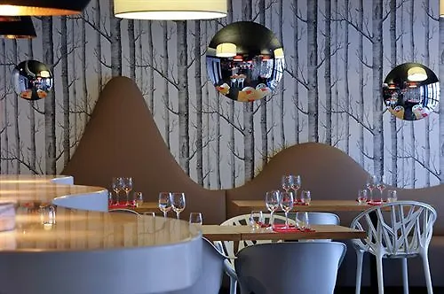 Hotel L’Échappée Belle LʼIsle-Jourdain